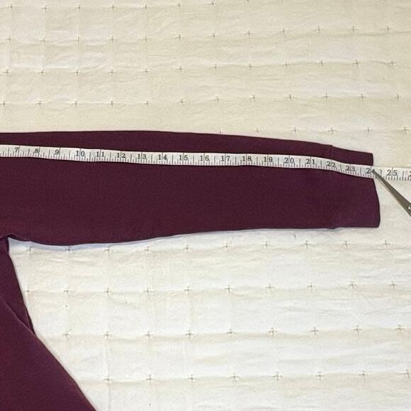 Moosejaw Mountaineering Hoodie Sweatshirt Women's L Grape Purple | Roots Canada - Picture 10 of 11